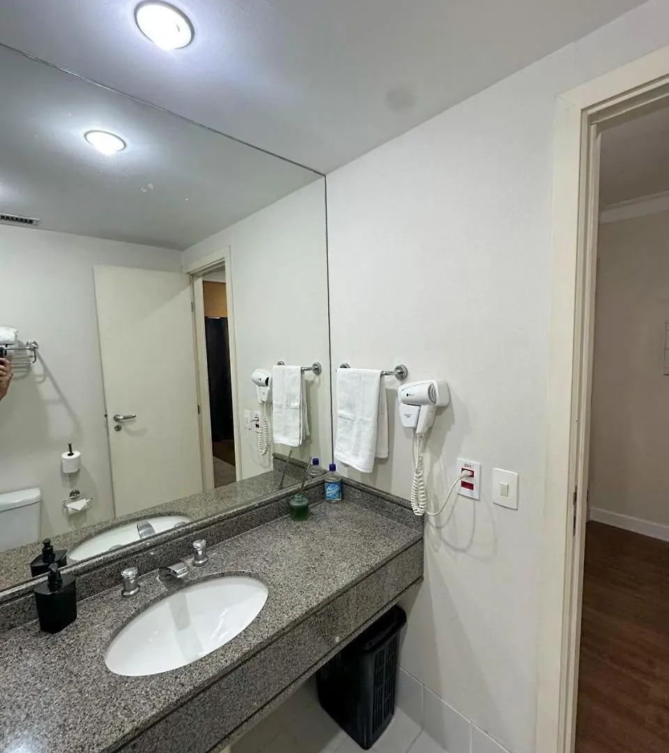 Flat Com Conforto E Requinte Em Frente Aeroporto - H1001 Sao Paulo Apartment